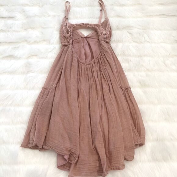 Elegant Mauve Sleeveless Dress - Picture 8 of 9